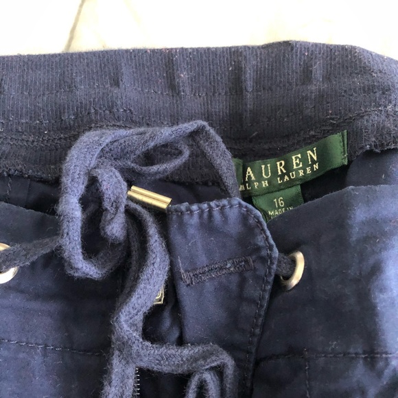 Lauren Ralph Lauren Blue pants. - Picture 3 of 10